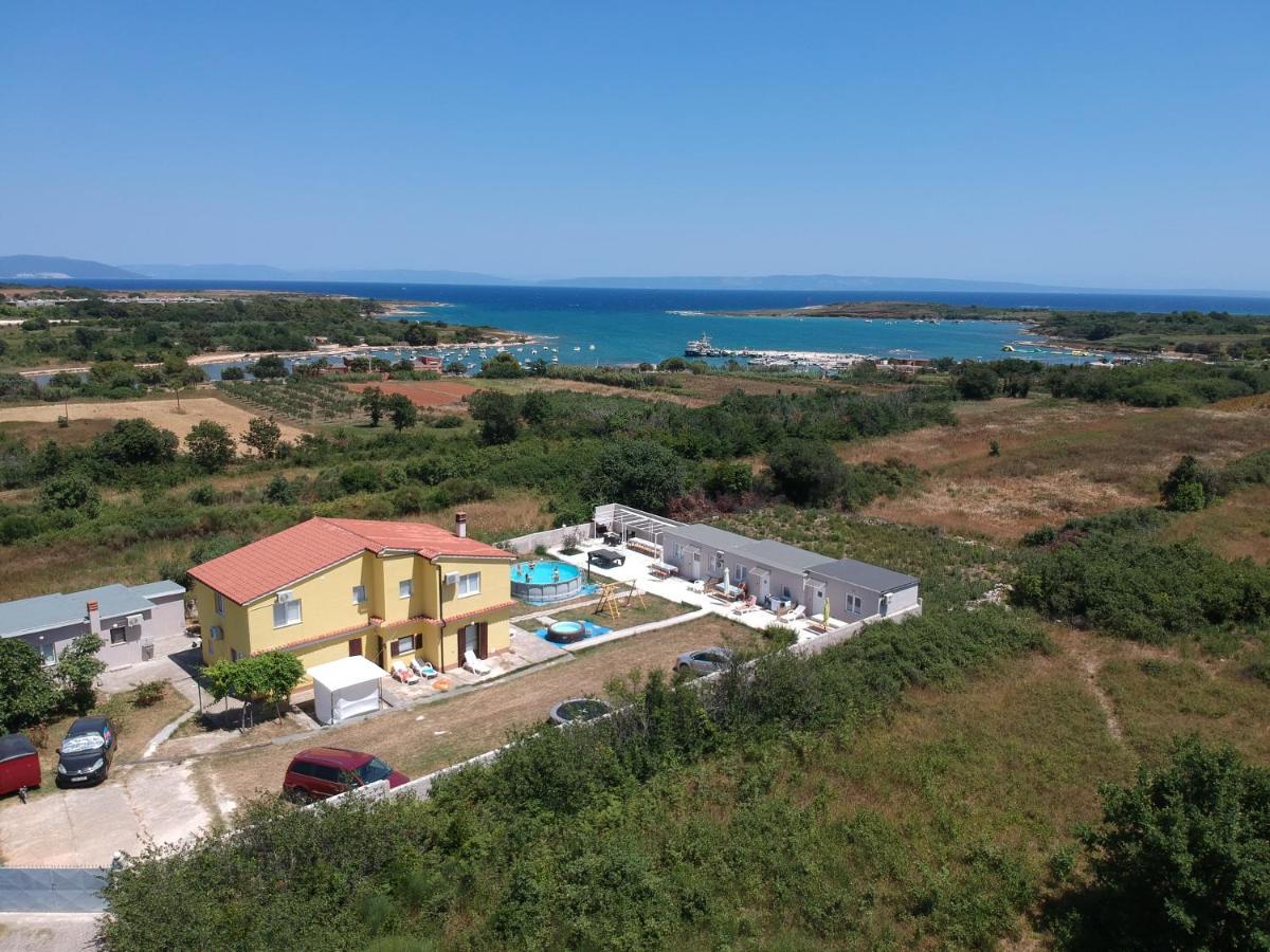 Studio Apartment Palmira Ližnjan Exterior foto